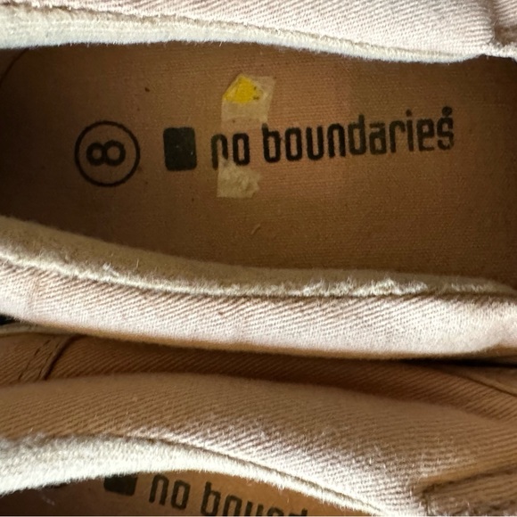 Canvas loafer by No Boundaries - Picture 5 of 6